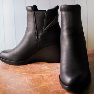 Sorel After Hours Chelsea Boot size 9 black